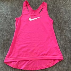 Nike top!